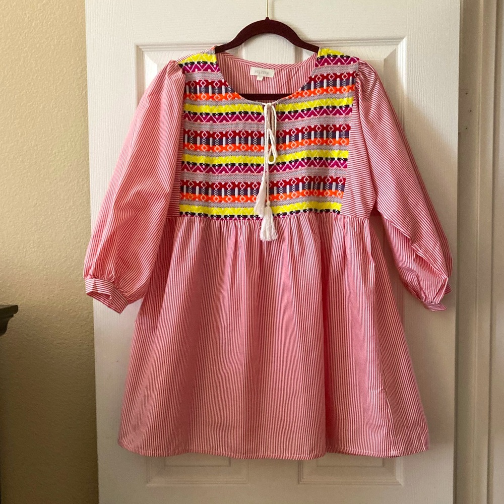Embroidered BOHO Top by Velzera